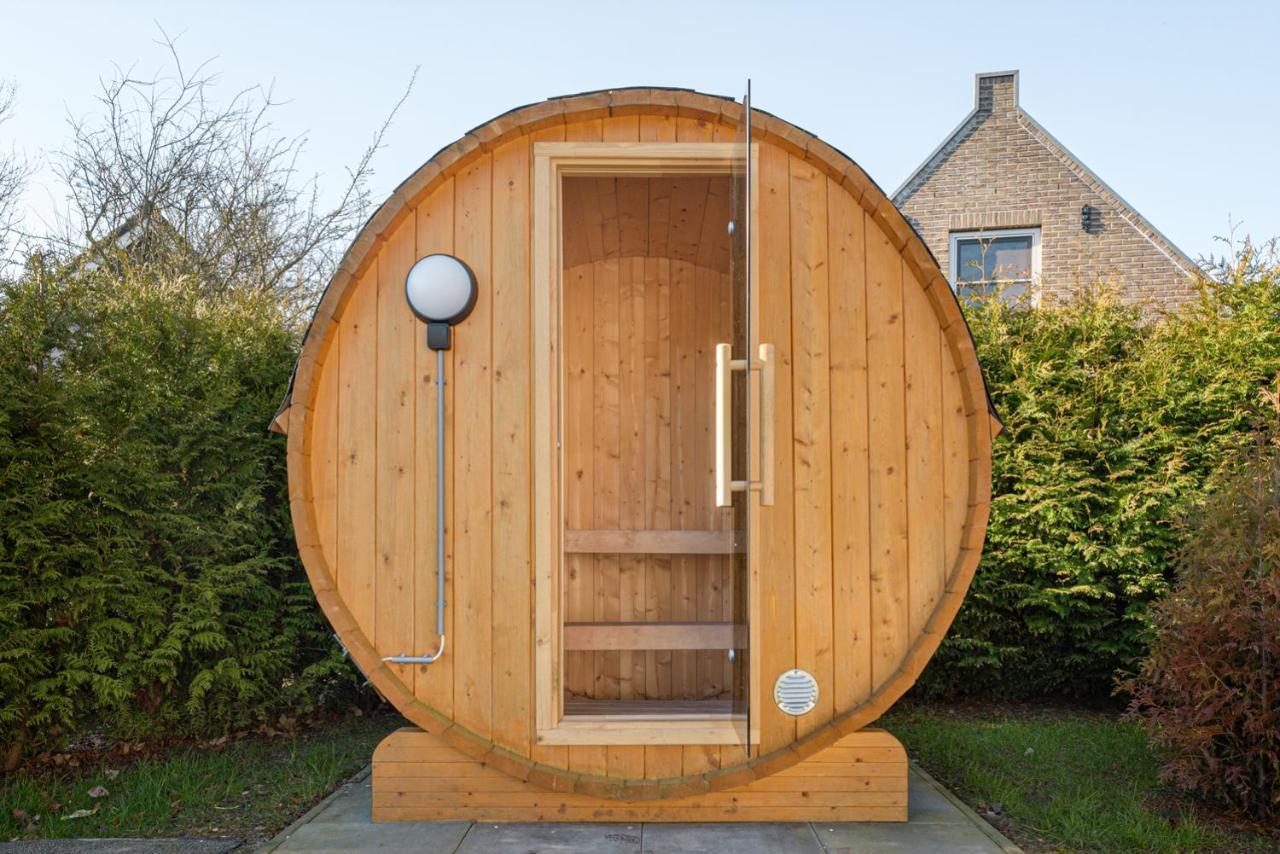 The Frisian Beach House Met Scandinavische Barrel Sauna Vila Tzummarum Exterior foto