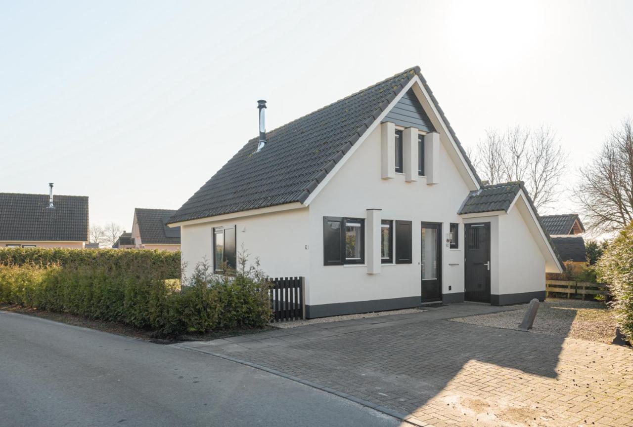The Frisian Beach House Met Scandinavische Barrel Sauna Vila Tzummarum Exterior foto